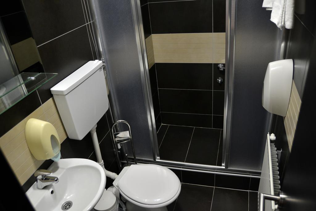 Hotel Golf Kruševac Rom bilde
